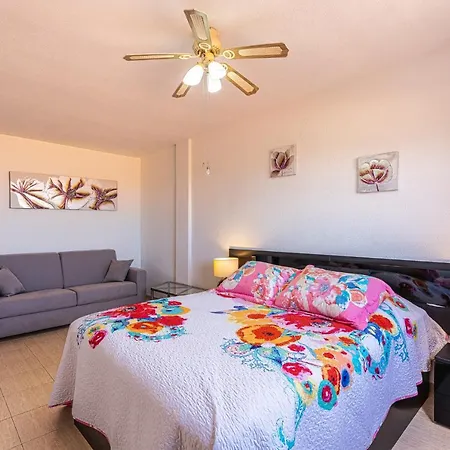 Floor View By Altamarhomes * Лос Кристианос